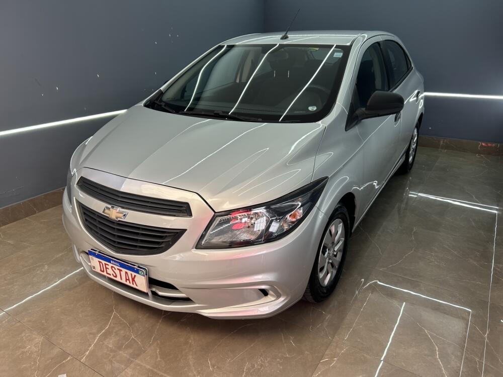 Chevrolet Onix Hatch