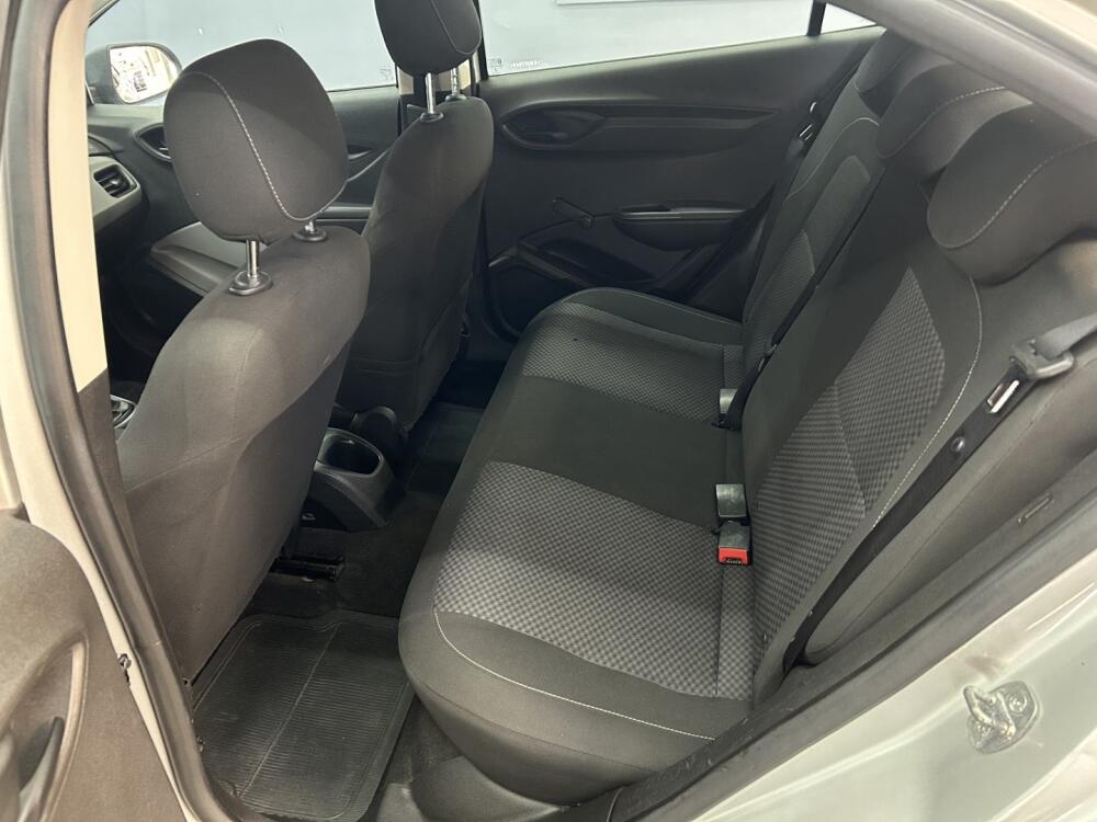 Chevrolet Onix Hatch