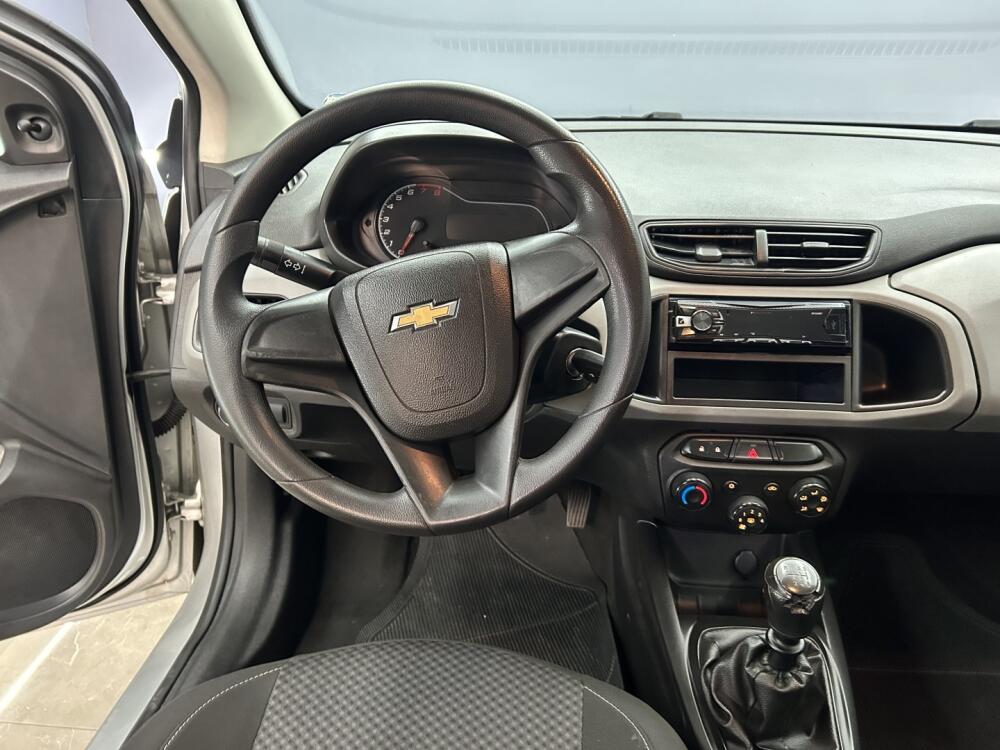 Chevrolet Onix Hatch
