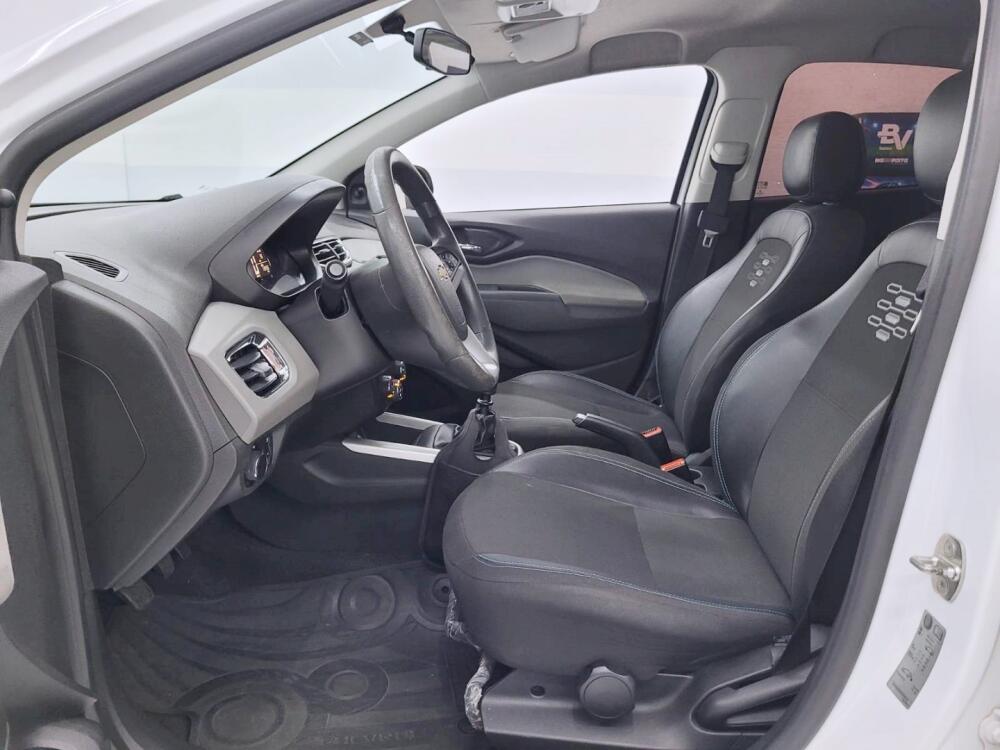 Chevrolet Onix Hatch