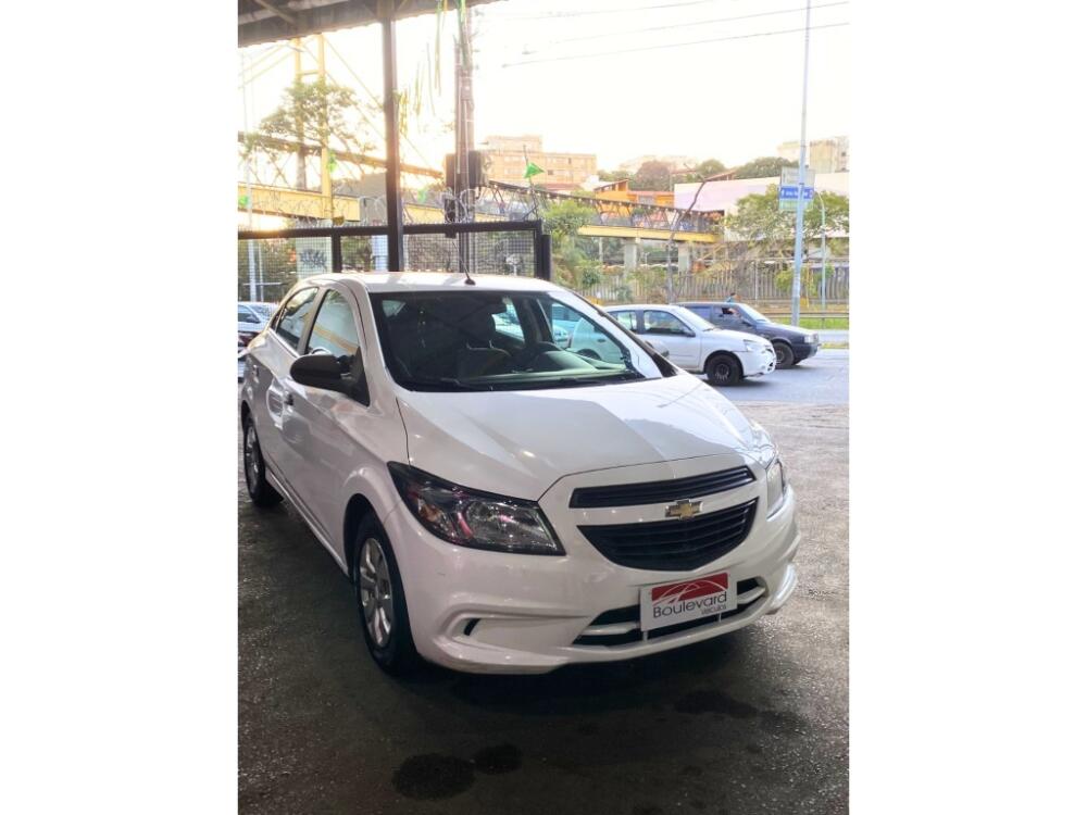 Chevrolet Onix Hatch