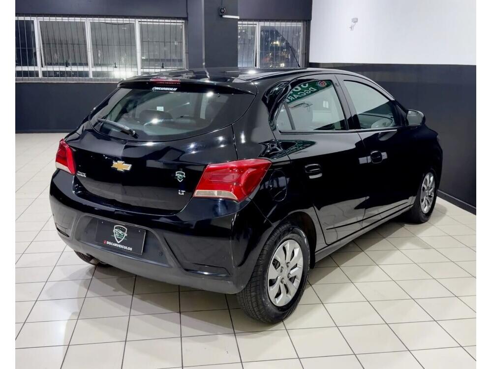 Chevrolet Onix Hatch