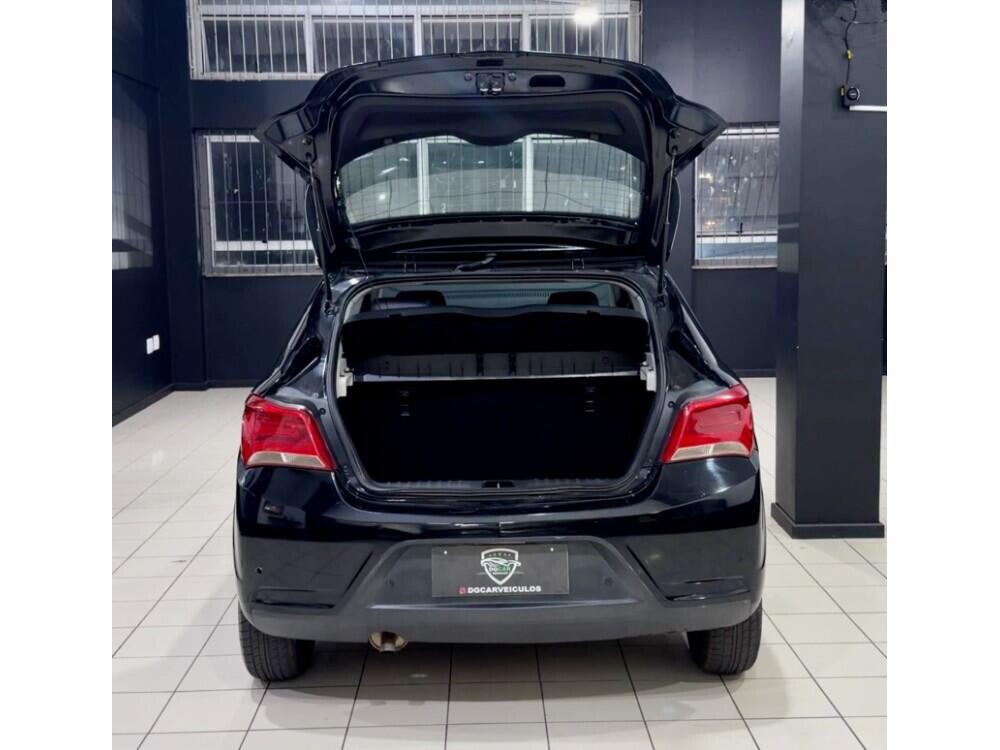 Chevrolet Onix Hatch