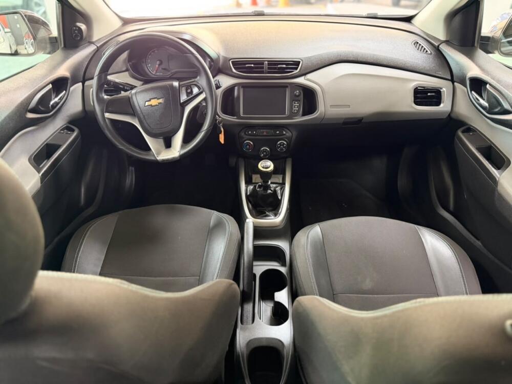Chevrolet Onix Hatch