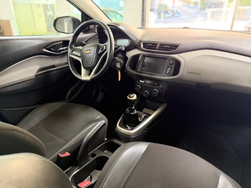Chevrolet Onix Hatch