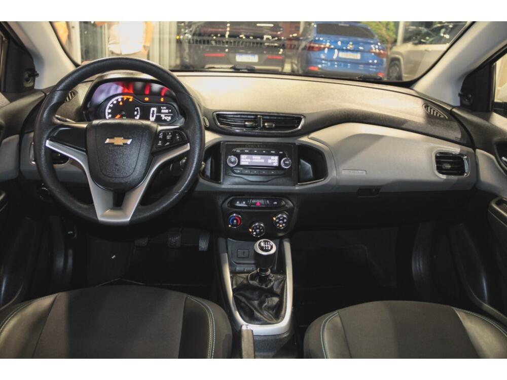 Chevrolet Onix Hatch