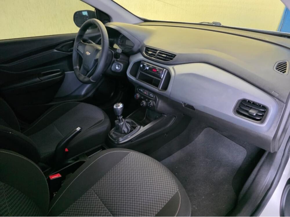 Chevrolet Onix Hatch