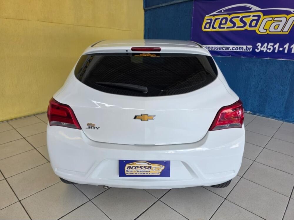 Chevrolet Onix Hatch