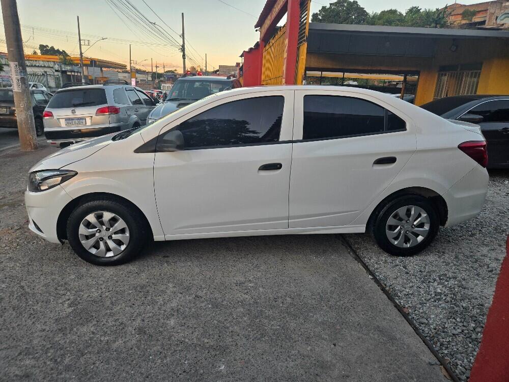 Chevrolet Onix Hatch