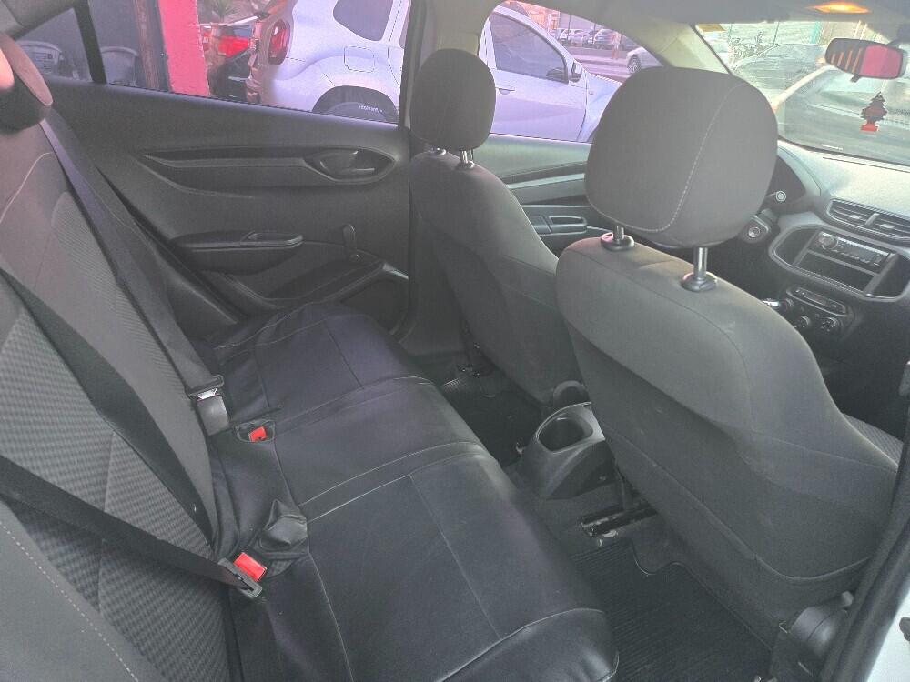 Chevrolet Onix Hatch