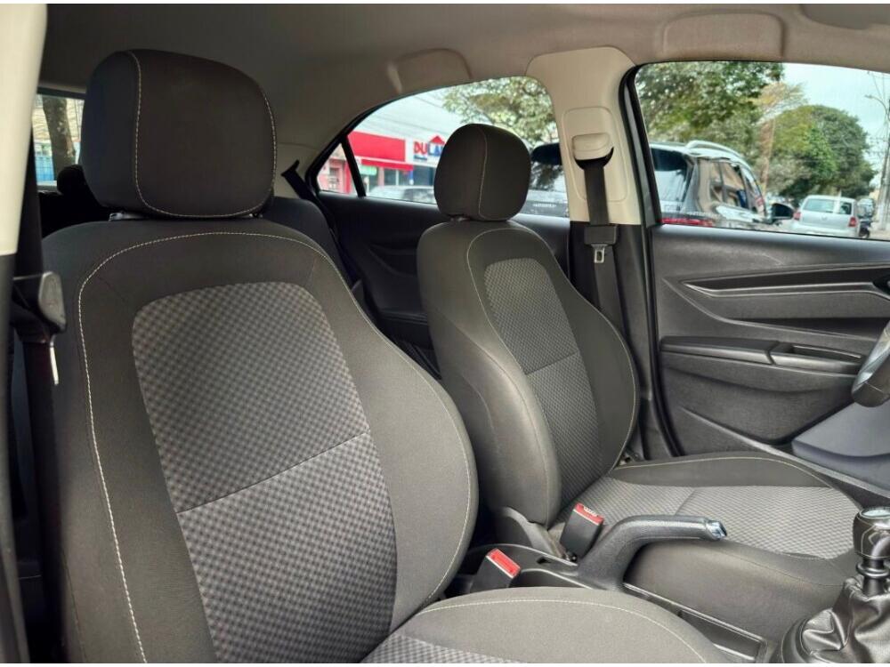 Chevrolet Onix Hatch