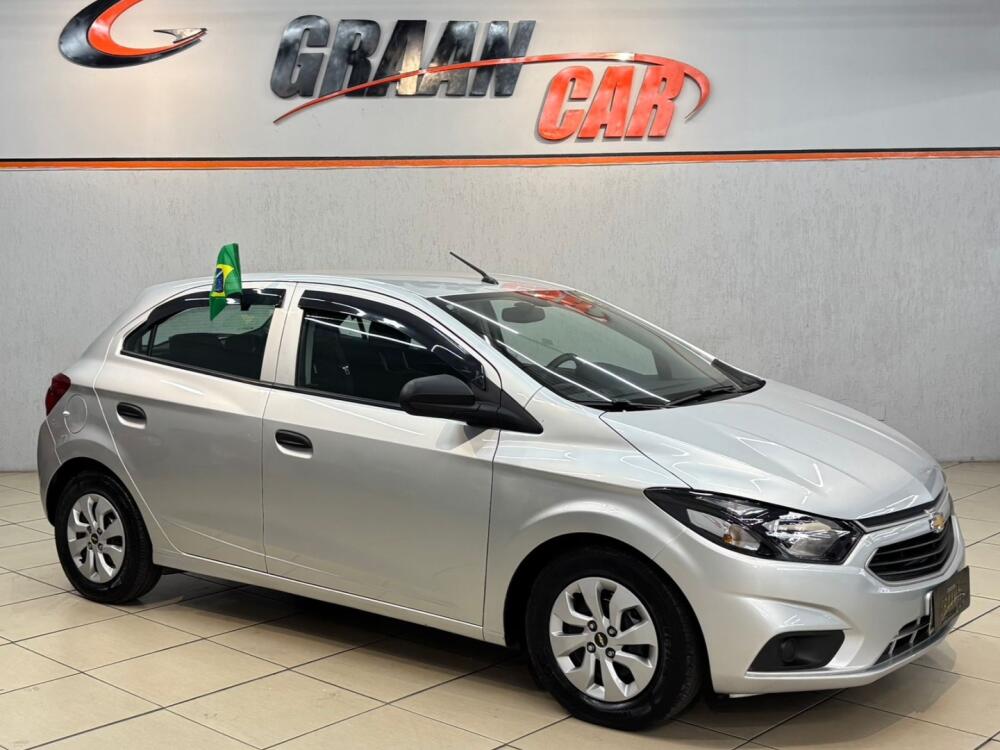 Chevrolet Onix Hatch