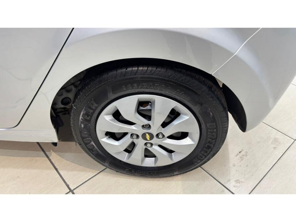 Chevrolet Onix Hatch