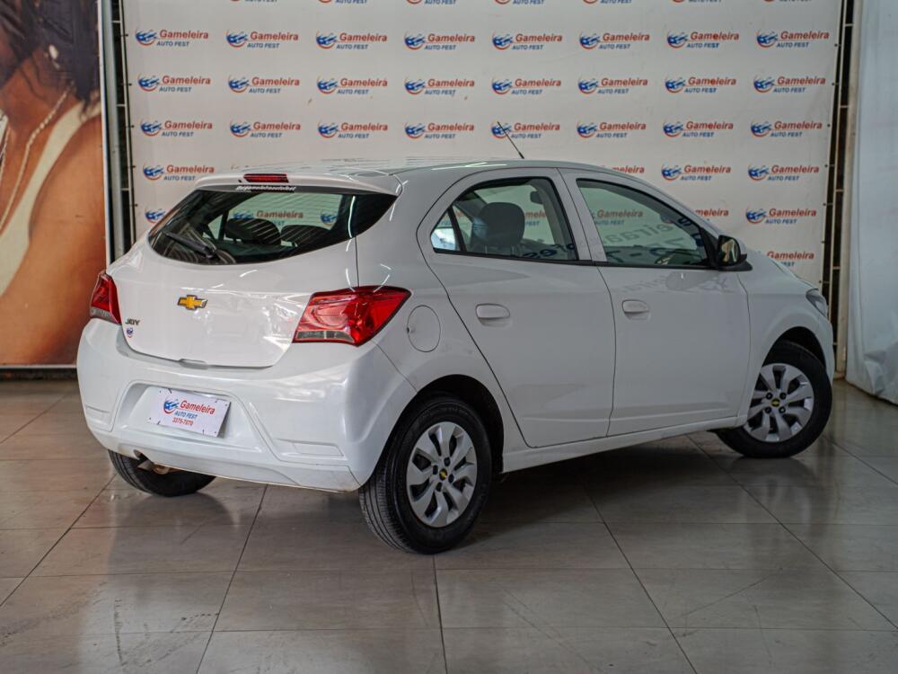 Chevrolet Onix Hatch