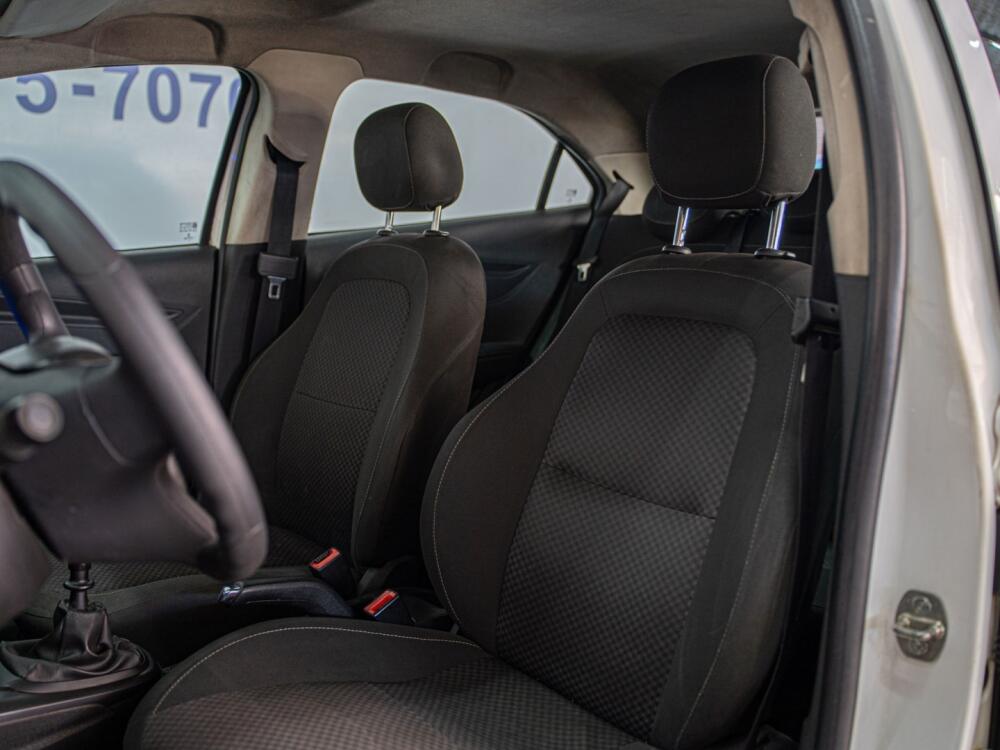 Chevrolet Onix Hatch