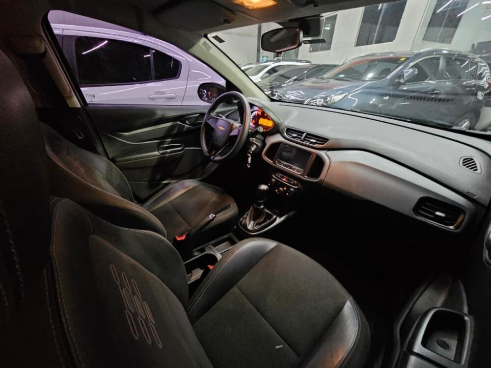 Chevrolet Onix Hatch