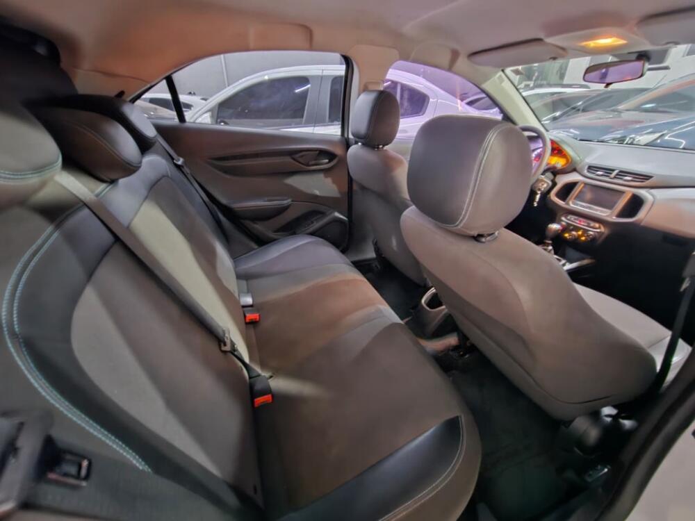 Chevrolet Onix Hatch