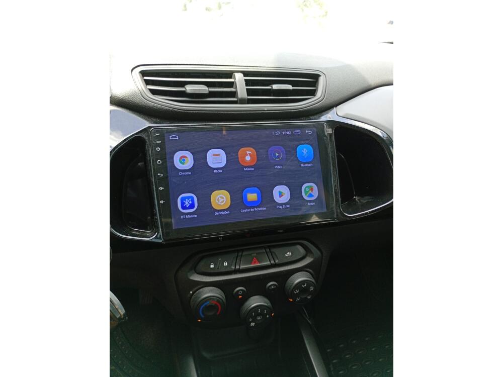 Chevrolet Onix Hatch