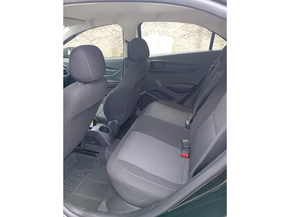 Chevrolet Onix Hatch