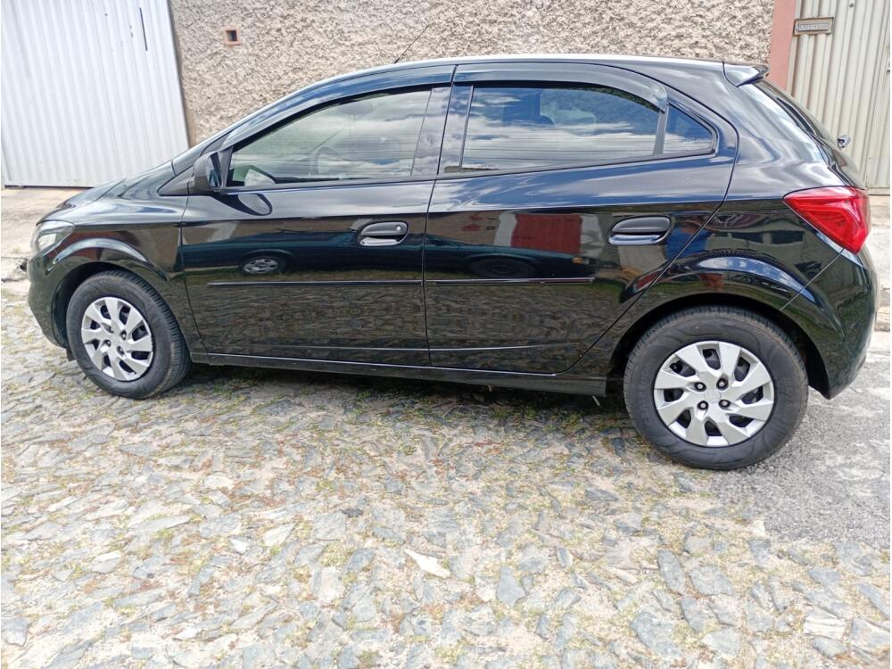 Chevrolet Onix Hatch