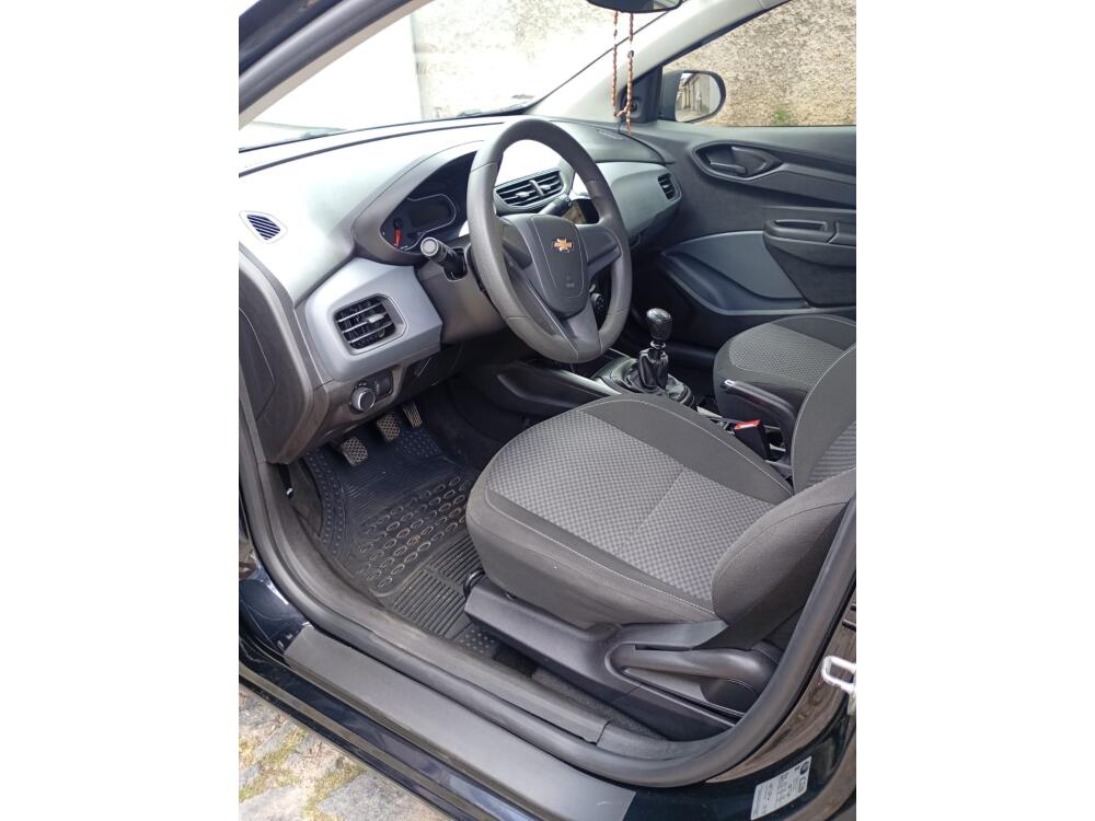 Chevrolet Onix Hatch