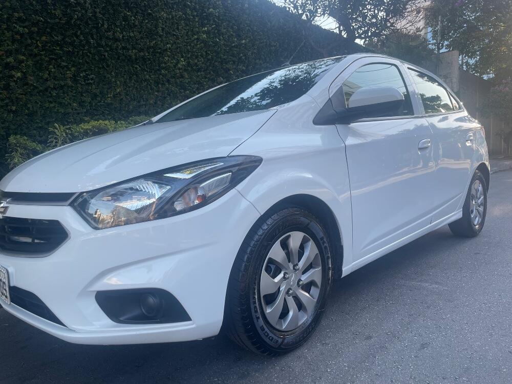 Chevrolet Onix Hatch