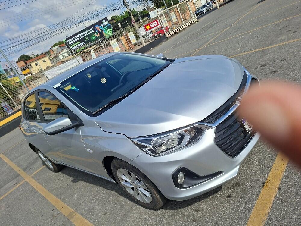 Chevrolet Onix Hatch