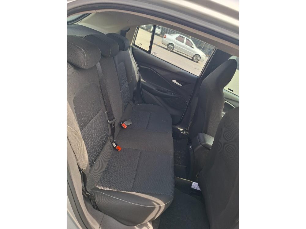 Chevrolet Onix Hatch