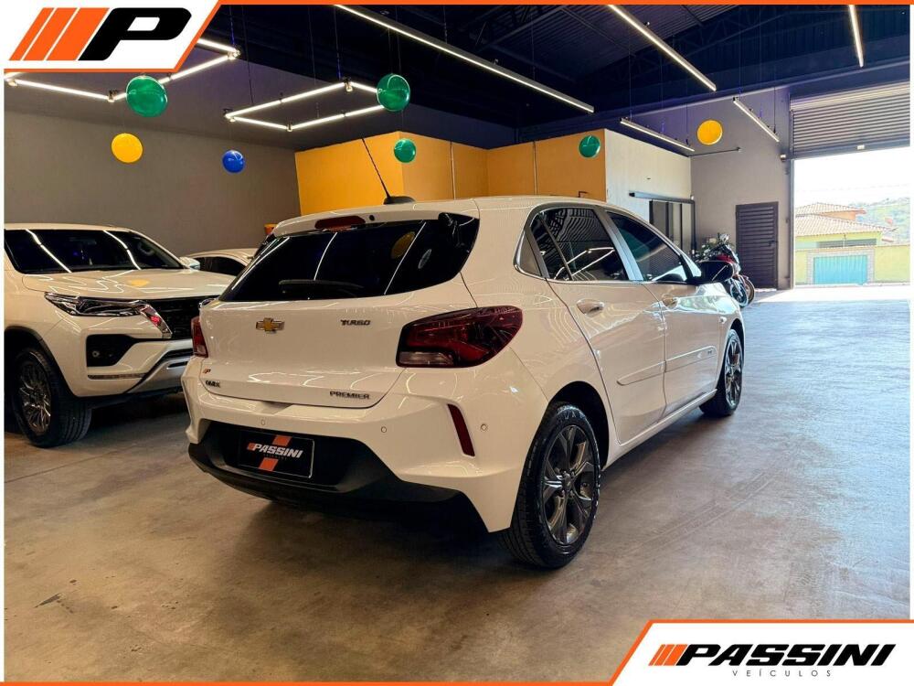 Chevrolet Onix Hatch