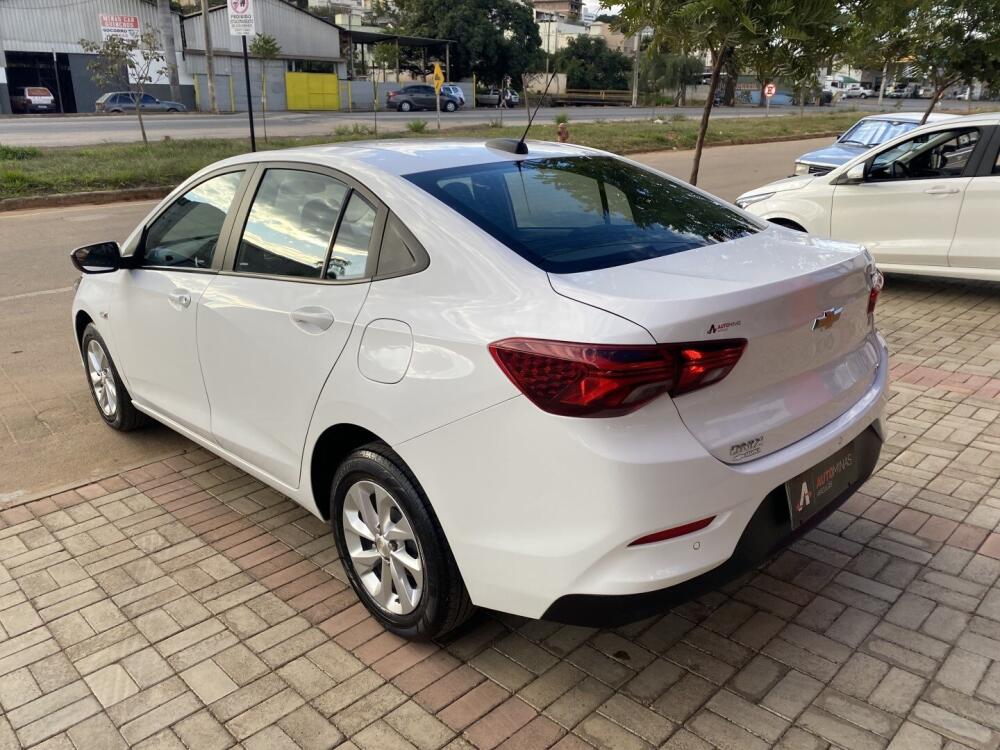 Chevrolet Onix Hatch