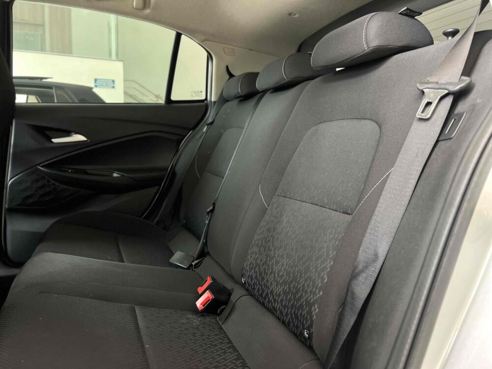 Chevrolet Onix Hatch