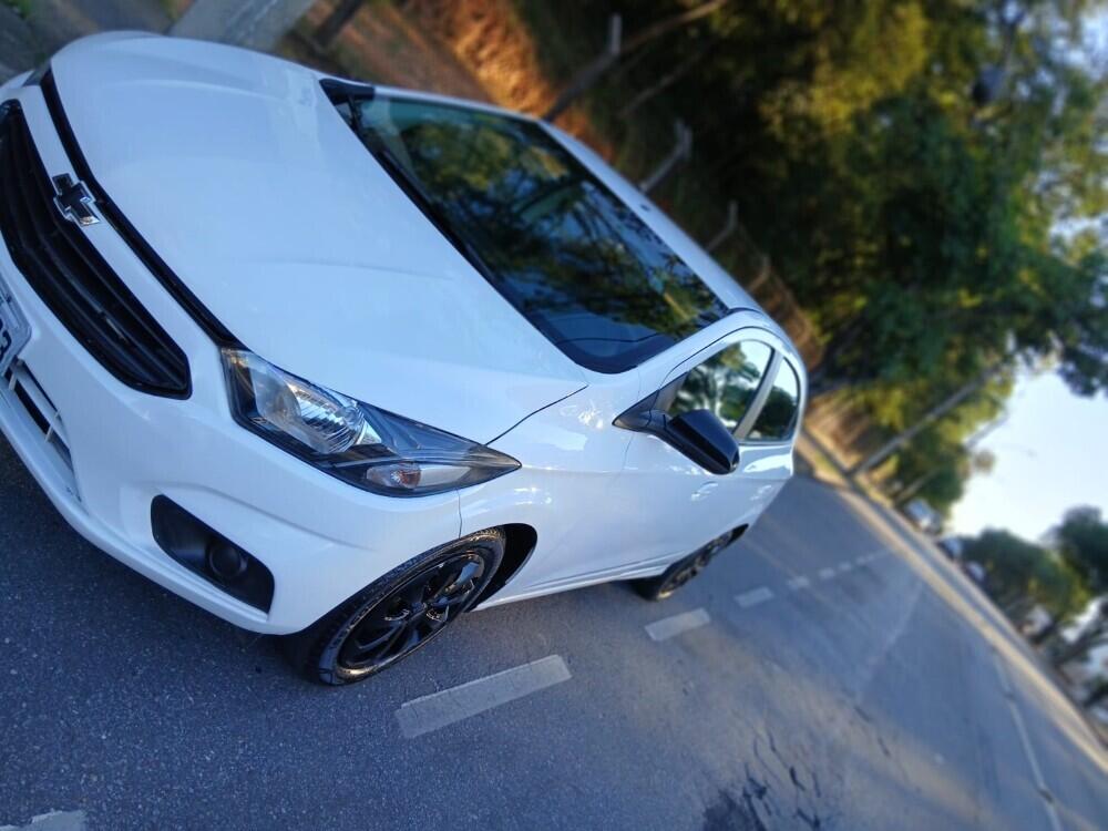 Chevrolet Onix Hatch