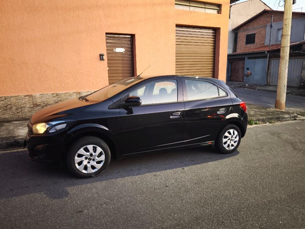 Chevrolet Onix Hatch