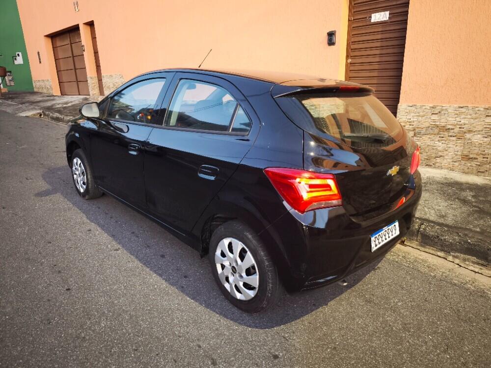 Chevrolet Onix Hatch