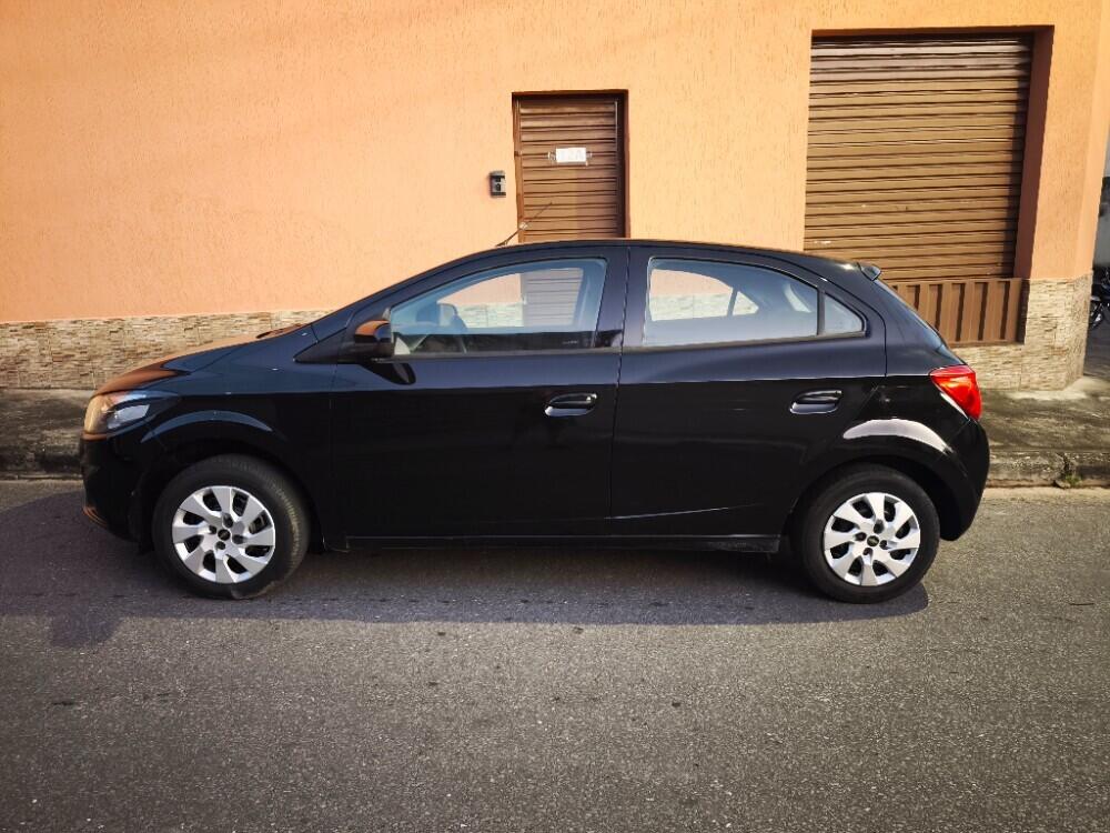Chevrolet Onix Hatch
