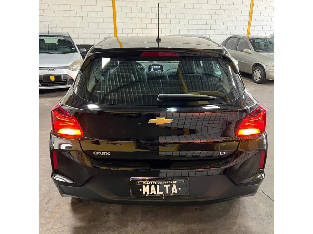 Chevrolet Onix Hatch