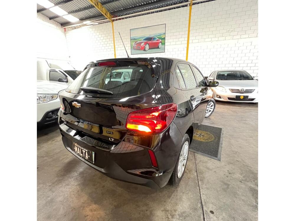 Chevrolet Onix Hatch