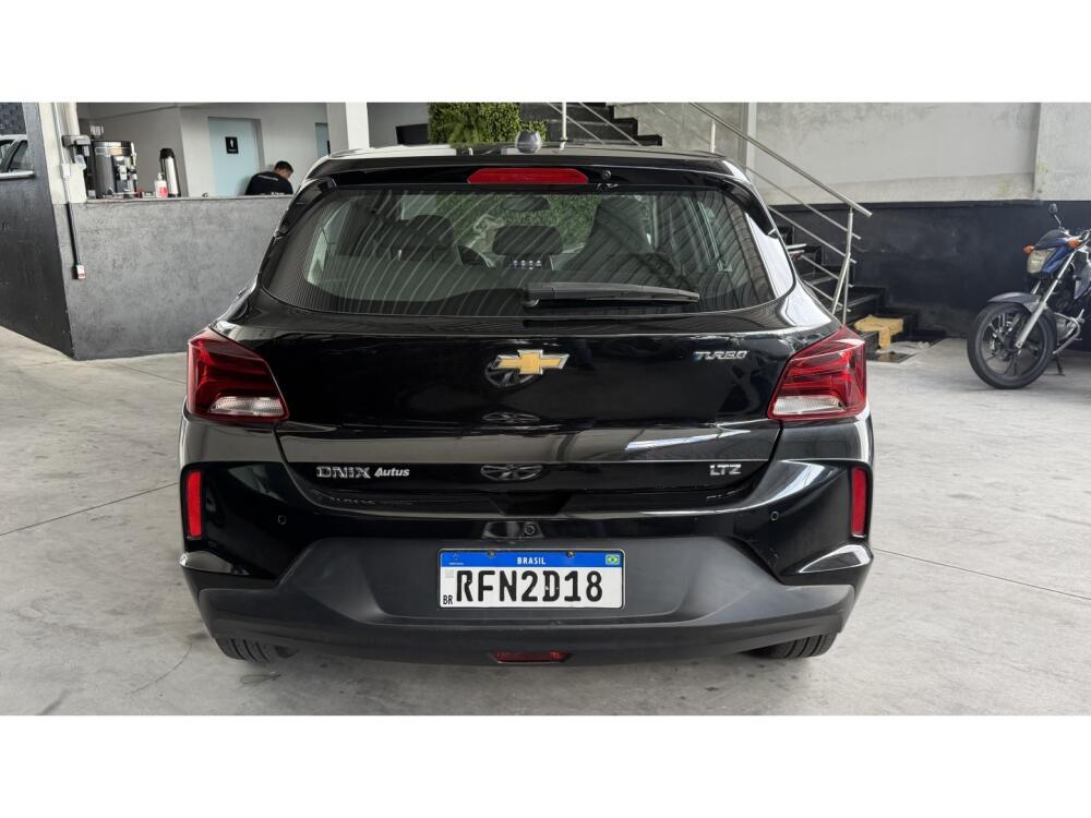 Chevrolet Onix Hatch