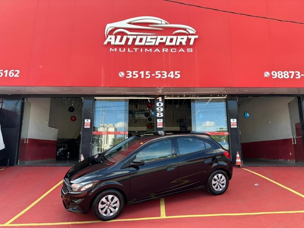 Chevrolet Onix Hatch