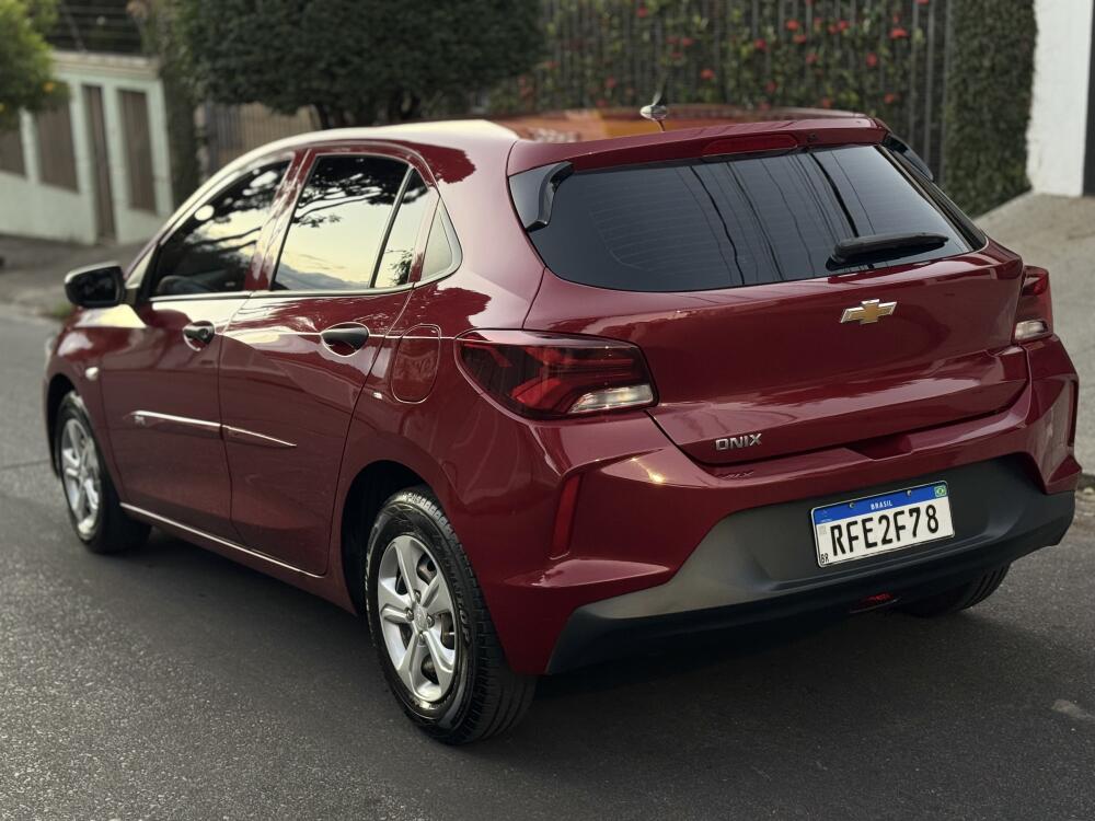 Chevrolet Onix Hatch