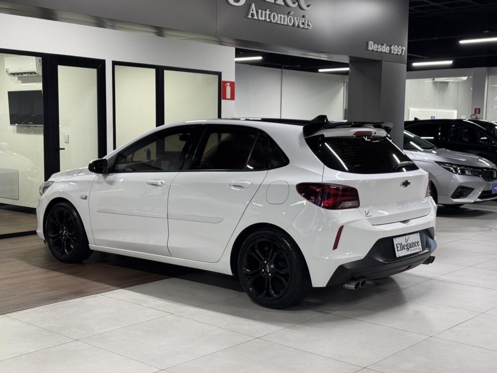 Chevrolet Onix Hatch