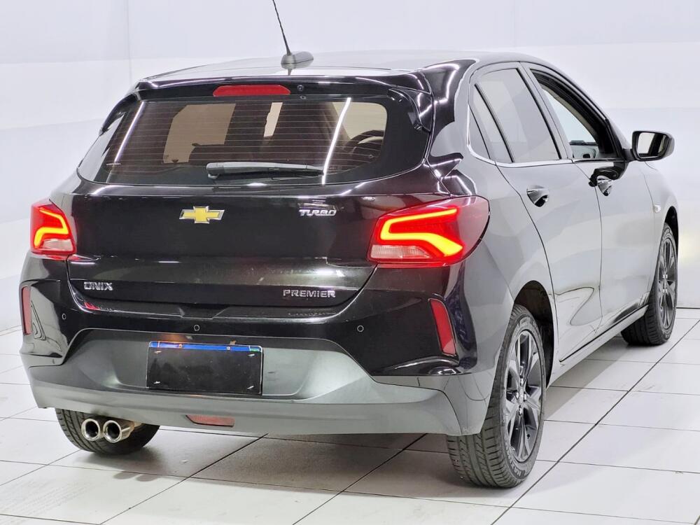 Chevrolet Onix Hatch