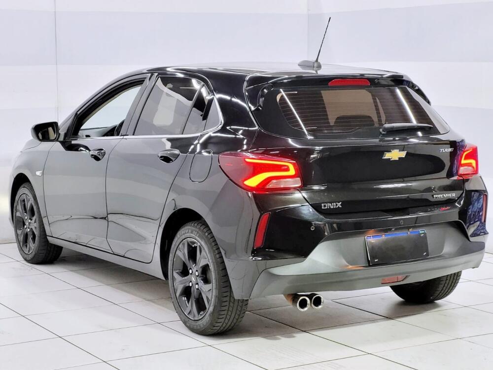 Chevrolet Onix Hatch