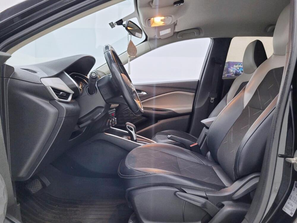 Chevrolet Onix Hatch