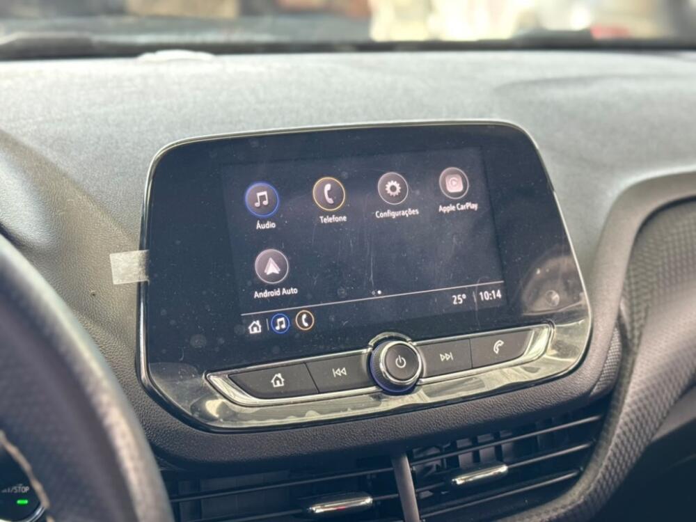 Chevrolet Onix Hatch