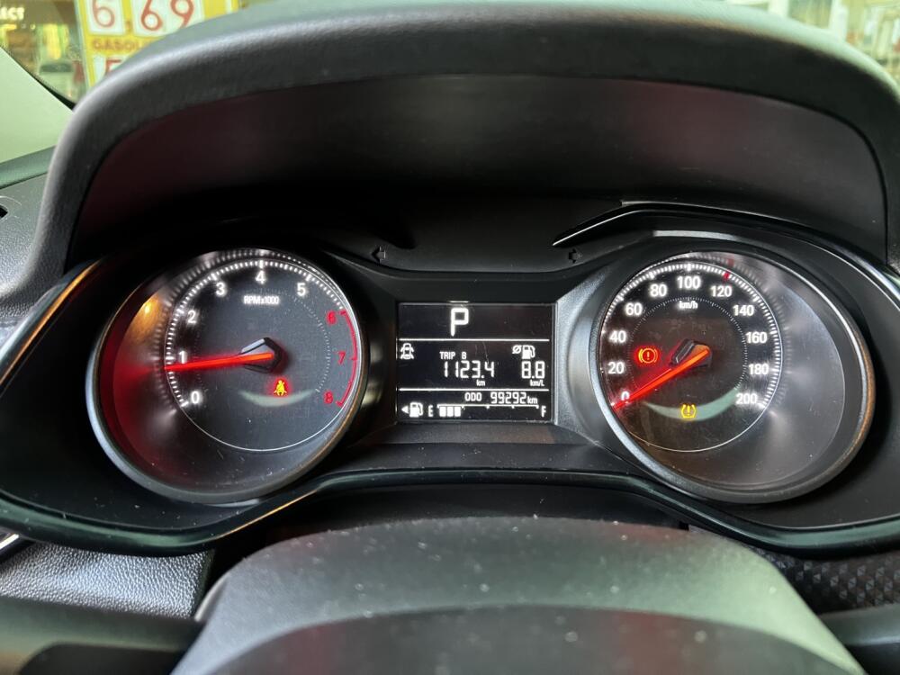 Chevrolet Onix Hatch