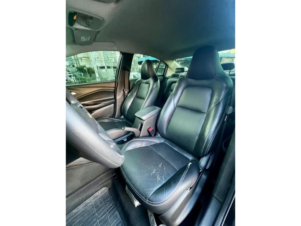 Chevrolet Onix Hatch