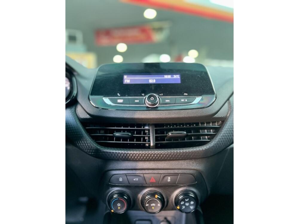 Chevrolet Onix Hatch