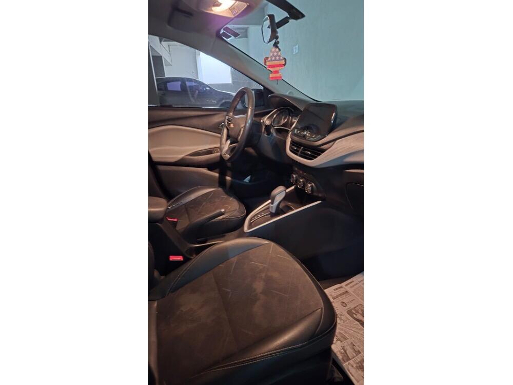 Chevrolet Onix Hatch