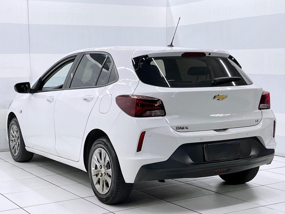 Chevrolet Onix Hatch